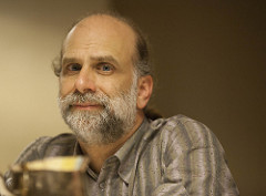 BruceSchneierByTerryRobinson