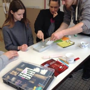 Variations autour de l'expérience de la bougie dans le bocal, FIA avril 2018 au Centre des Abeilles.